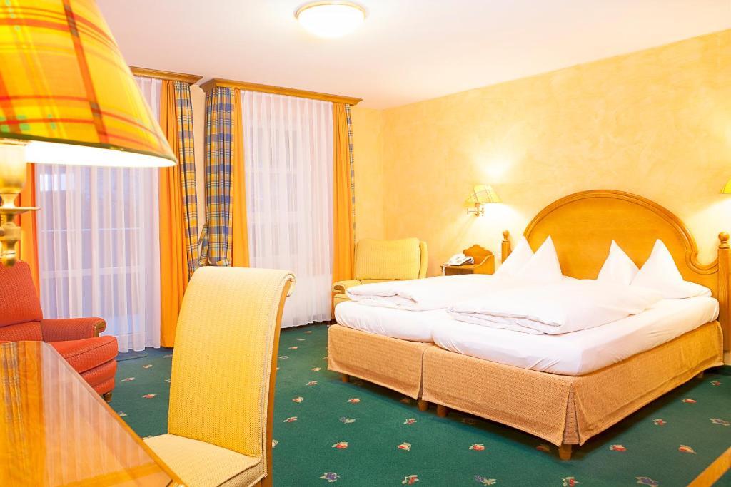 Hotel Wilder Mann Königstein in der Oberpfalz Eksteriør bilde